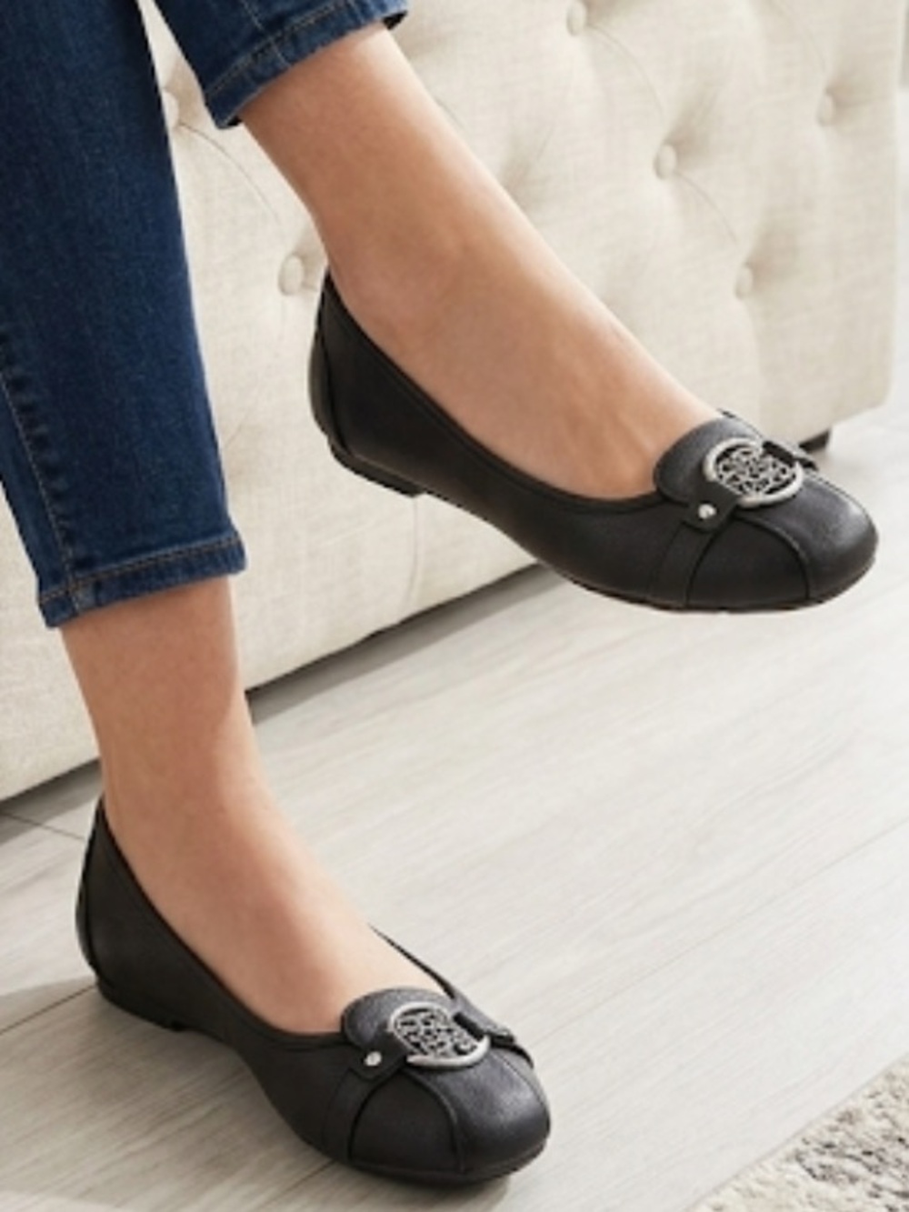 Liz Claiborne Black Leather Flats with Silver Accent